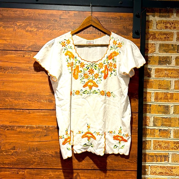 HIPPIE BOHO MEXICAN 1970s Vintage EMBROIDERED TUNIC TOP BLOUSE (#47) - Picture 1 of 7